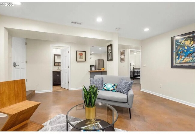 Photo - 405 NE 53rd Ave Unit 405 NE 53rd Ave, Portland, OR 97213