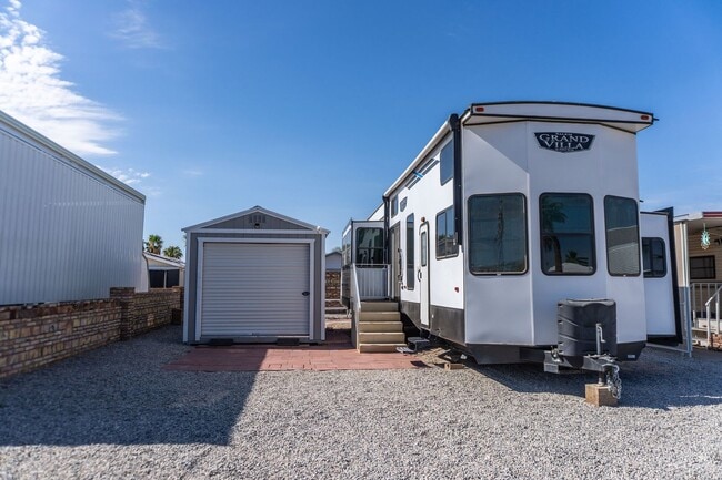 Building Photo - Turn-Key Park Model in Yuma Foothills – Fu... Rental