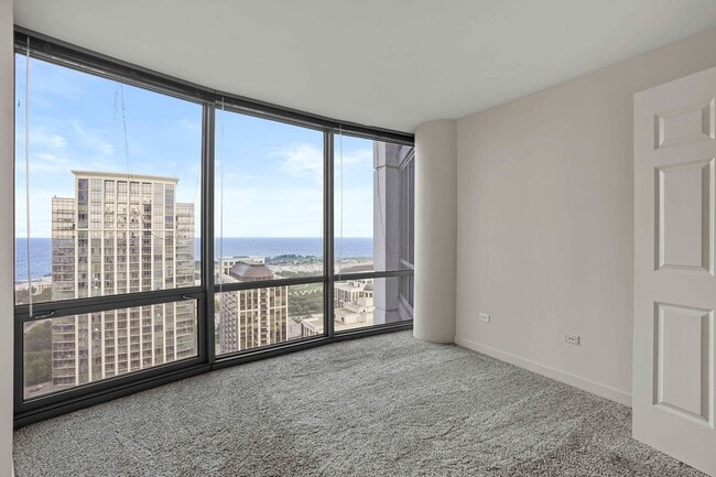 Photo - 1265 S Michigan Ave