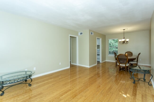 Photo - 2200 Montreat Cir