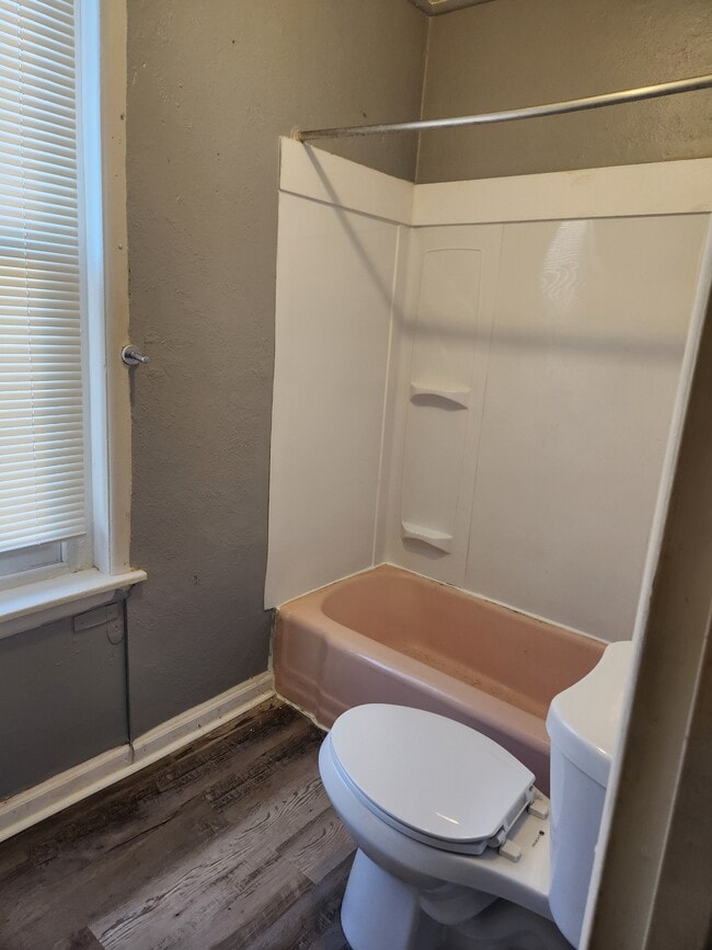 Photo - 916 N 6th St Unit A