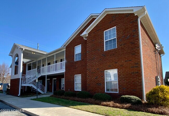 Photo - 3001 MacGregor Downs Rd Apartment Unit 101