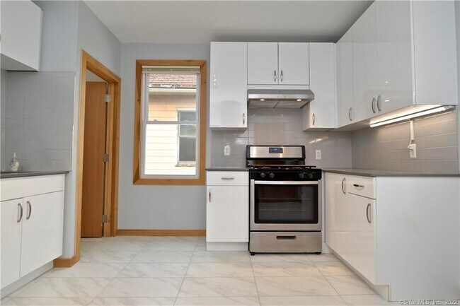 Photo - 361 Gregory St