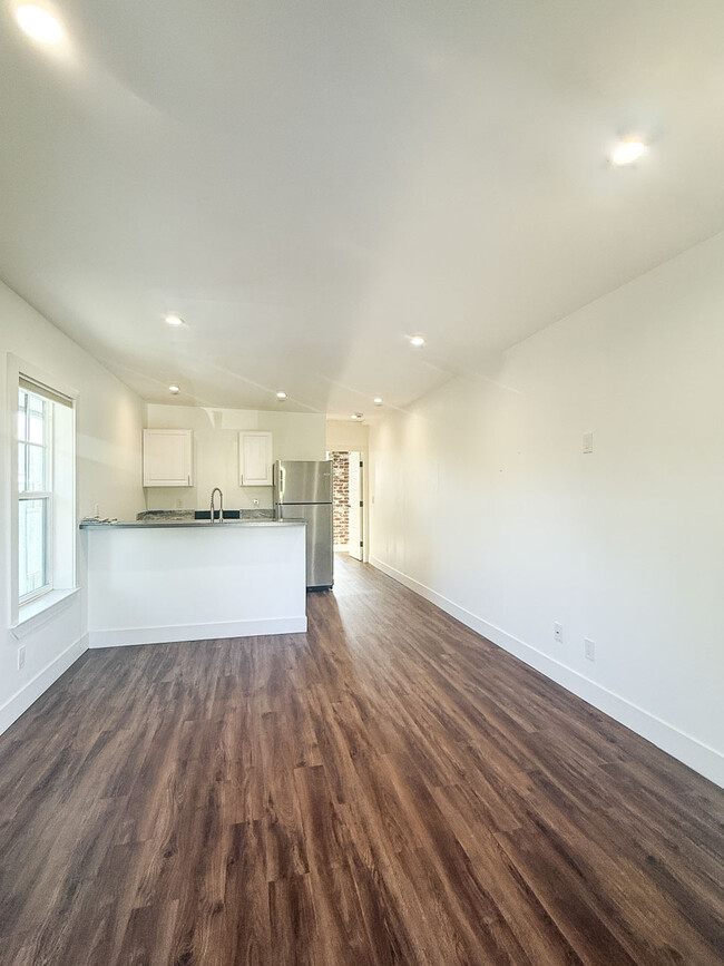 Photo - 780 Forest St Unit B