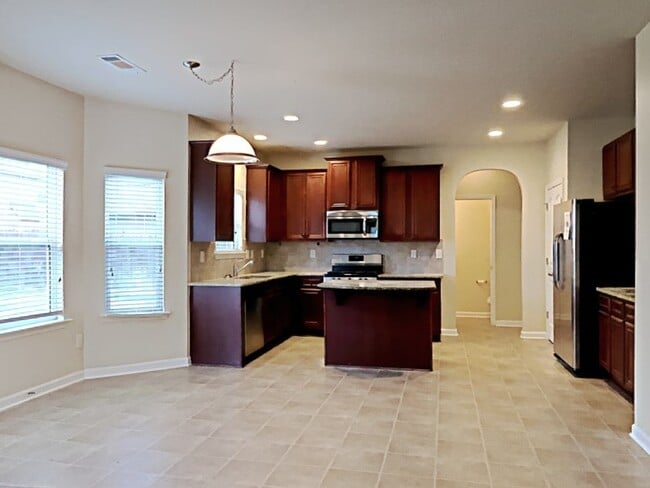 Photo - 3365 Gardenside Dr SW