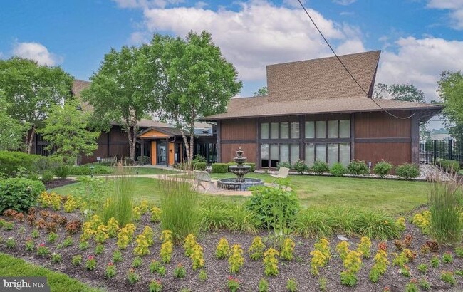 Photo - 20926 Valley Forge Cir