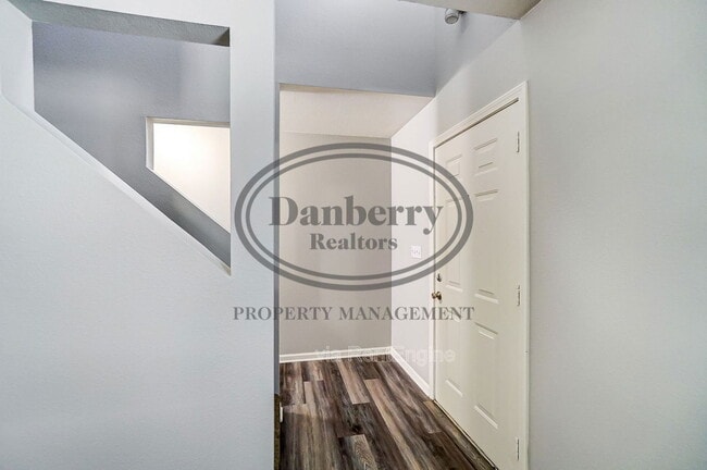 Photo - 3571 Turret Green Dr Unidad 1