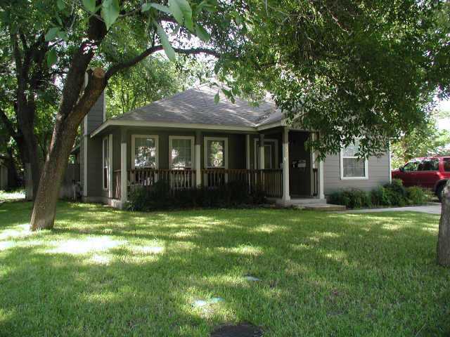 Building Photo - 4/2 House - North Campus - Includes 2 car ...