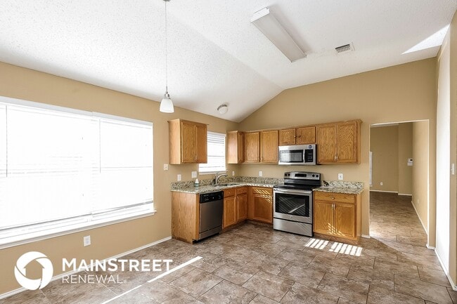 Photo - 6209 Brookfall Dr