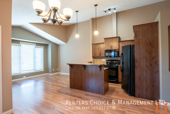 Photo - Family Home on Silkstone with AC and Driveway Parking