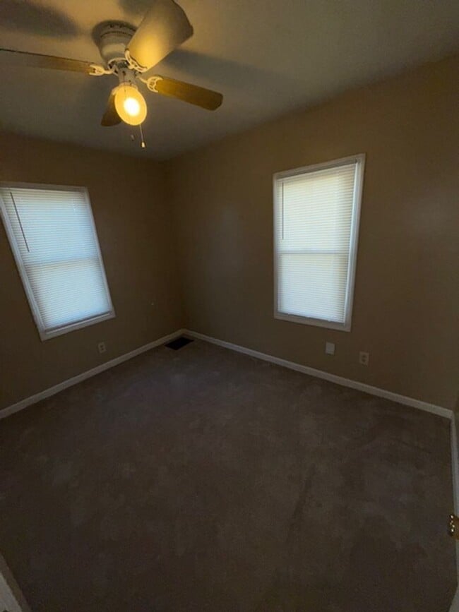 Photo - 2556 Sweetser Avenue Evansville, IN 47714