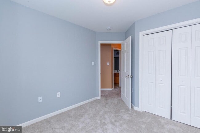 228 Morlatt Ln