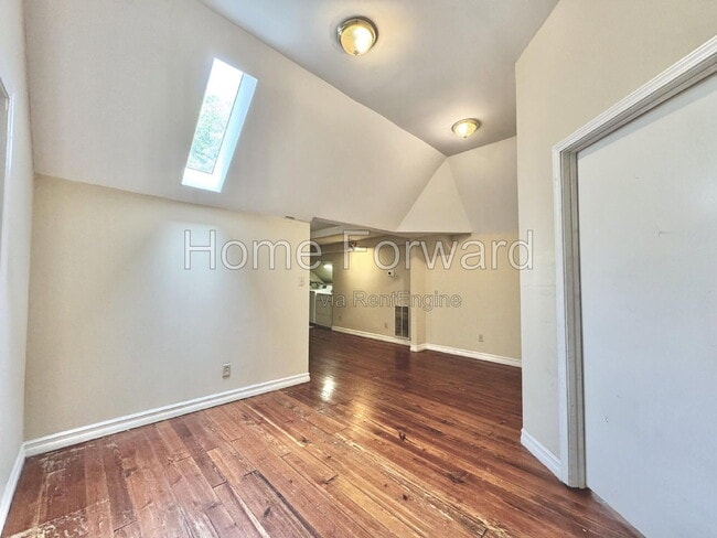 369 S Broadway Park Unidad 2