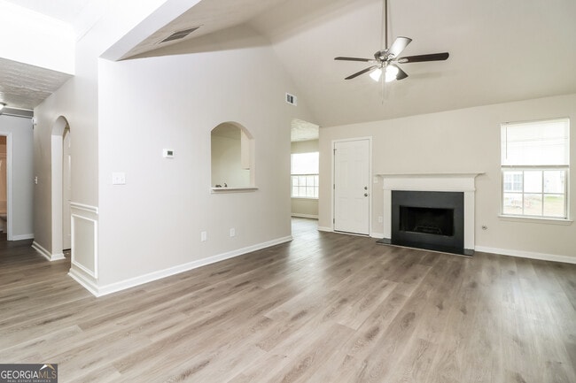 Photo - 90 Westfield Way