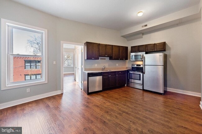 Photo - 2478 Frankford Ave Unit 3