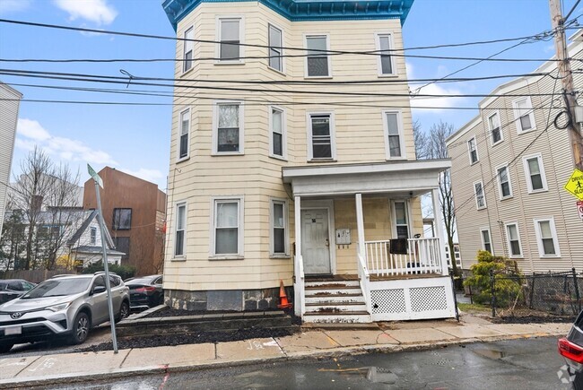 Building Photo - 56 Church St Unit 3 Rental
