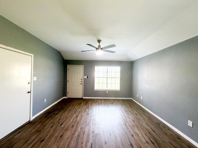 2203 Indian Trail Unidad A