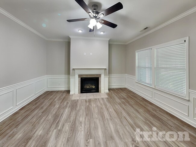 Photo - 2053 Lake Vista Drive