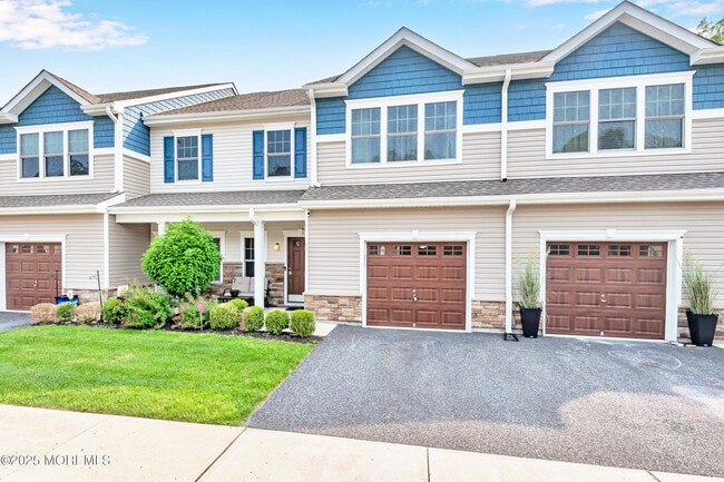 Photo - 17 Rockingham Way