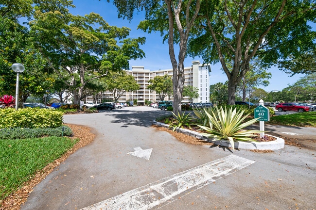 Photo - 3051 N Course Dr Unit 211