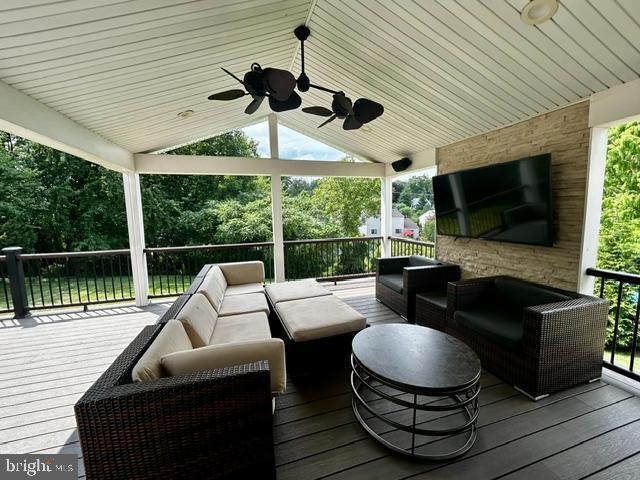 Photo - 4574 White Oak Ln