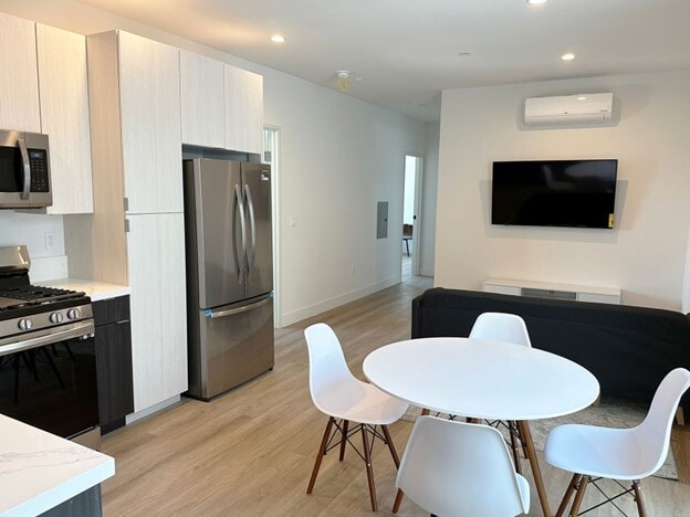 Photo - Oasis at the ROW