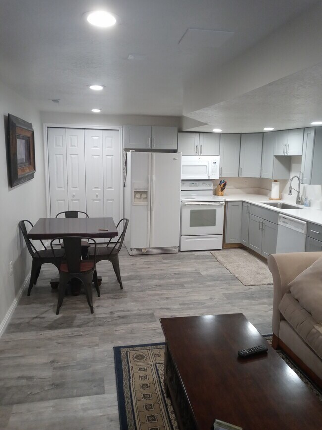 Kitchen - 8909 Saddleback Rd Unit Bright Lower level apt