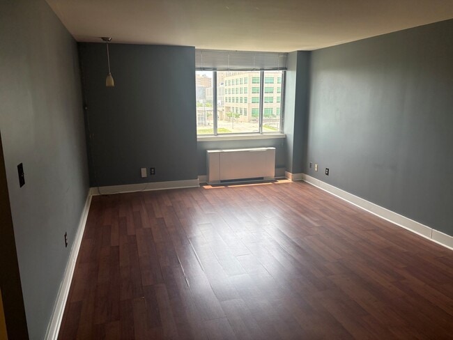 Photo - 600 E 8th St Unidad Metropolitan Condominiums 7N