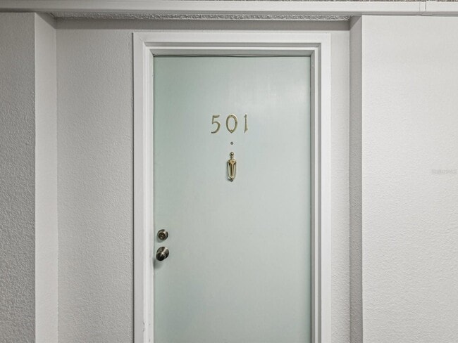 Photo - 255 Dolphin Point Unidad 501