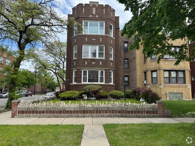 Building Photo - 7301 S Constance Ave Rental