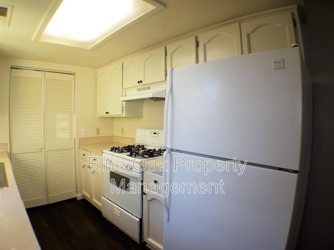 Photo - 2811 Morseman Ave
