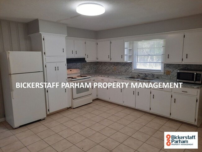 Photo - At Last, This Is What You’ve Been Searching For. Located in Phenix City!!