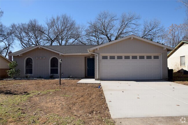 Building Photo - 811 Meadowlark Dr Rental