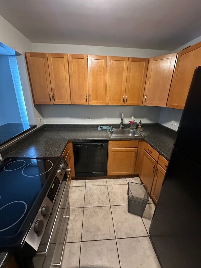 Photo - Amazing views from this BIG 20th floor 1bed!!! King size bedroom!