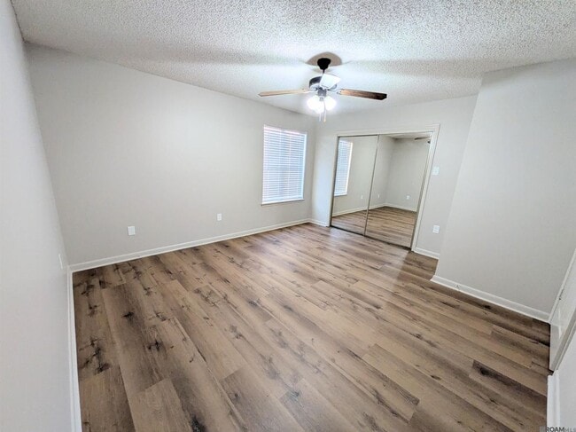Photo - 5233 BUTTERCREEK LN, j2 Unit j2