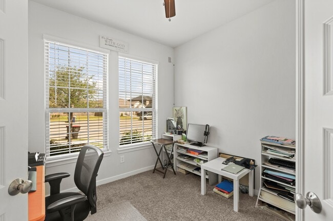 Photo - 7843 Wyndham Hbr Ct