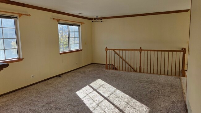 Photo - 427 Village Creek Dr