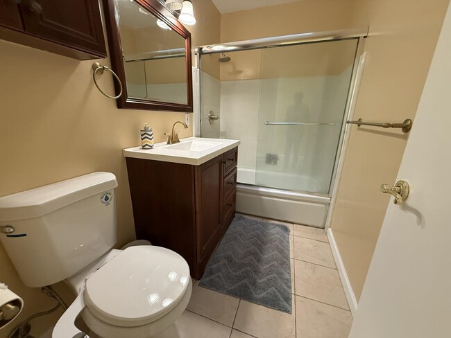 Photo - 3451 Flora Vista Ave