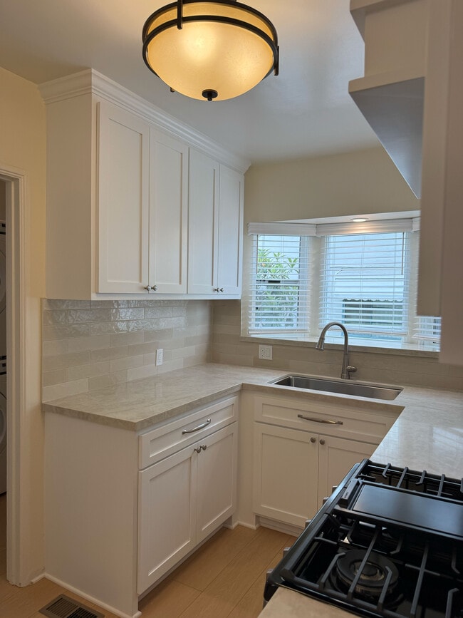 Photo - 617 W Glenoaks Blvd Unit 617