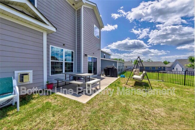 Photo - 9576 Herringbone Ln