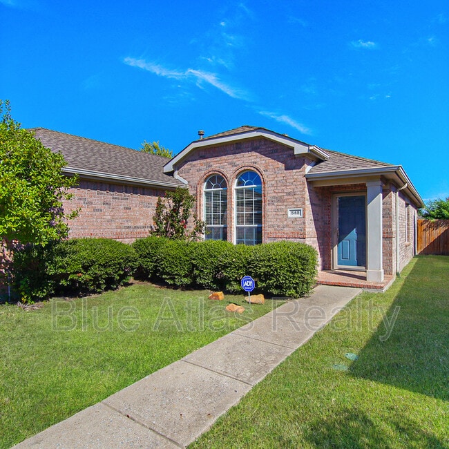 Photo - 542 Hickory Ln