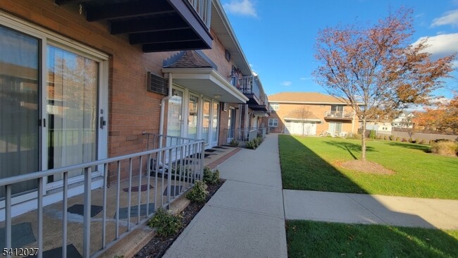 Photo - 15 Cottage St Unidad 3A