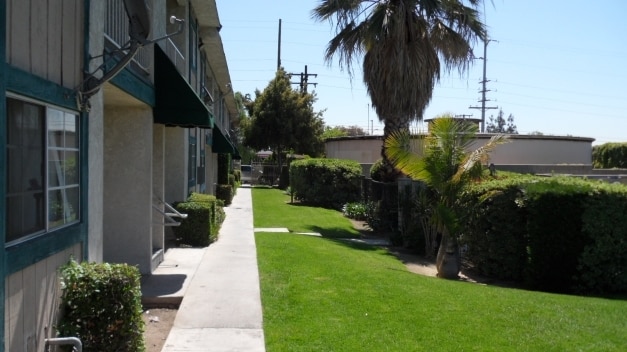 Campus Ave Apts