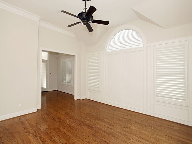 Photo - 15 Serenade Pines Pl