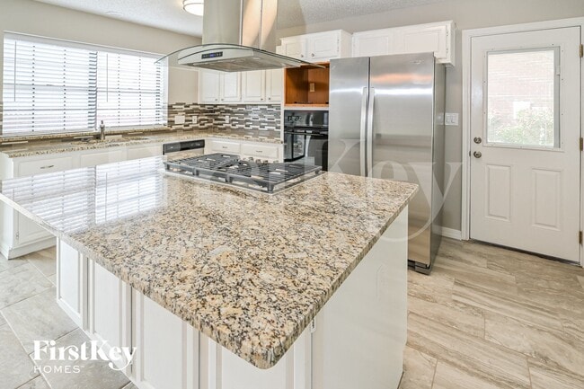 Photo - 2017 Spinnaker Dr