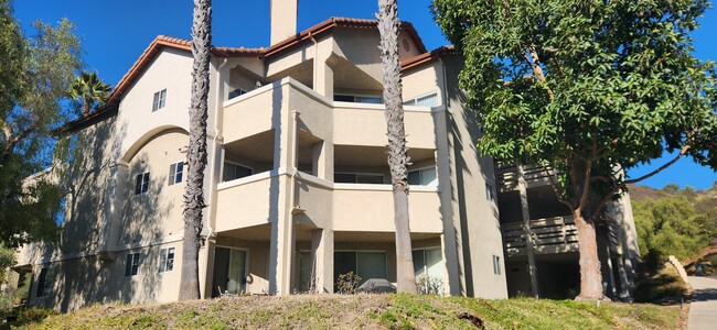 Photo - 11355 Affinity Ct Condominio Unidad 183