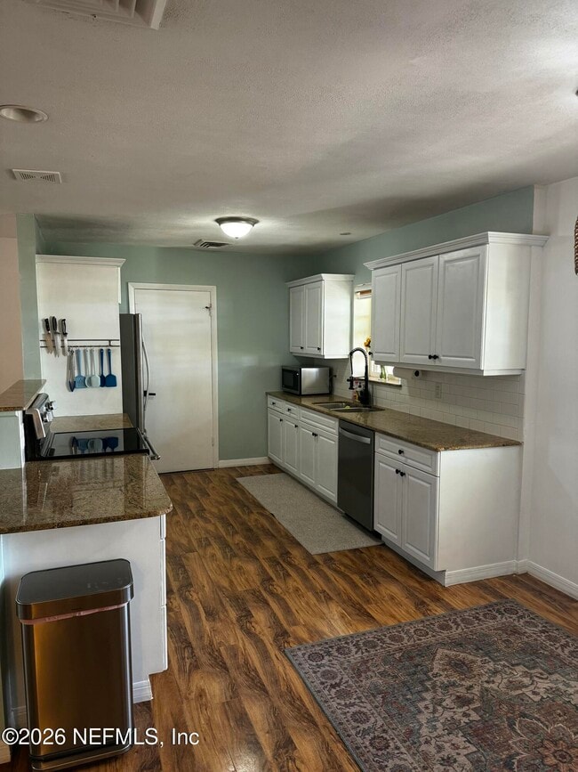 Photo - 1926 71st Ave