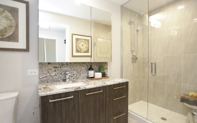 Photo - 702 N Hudson Ave