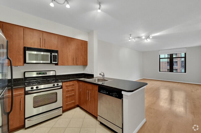 Building Photo - 1021 N Garfield St Unit 527 Rental