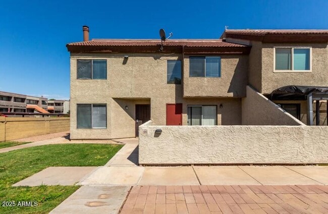 Photo - 2040 S Longmore